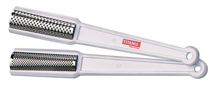 Titania Рашпиль двусторонний для сухой кожи