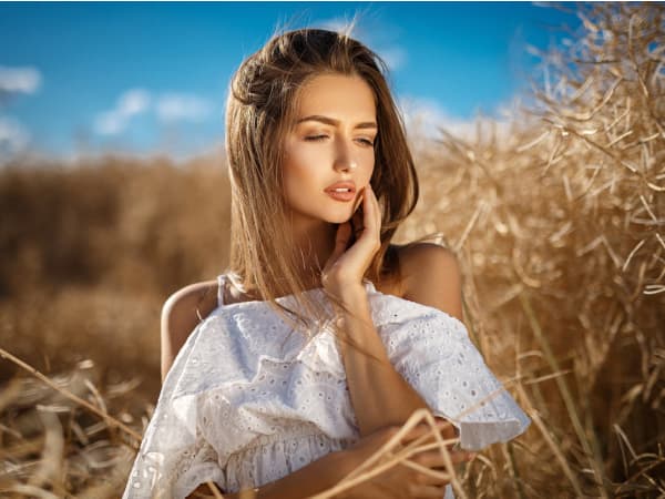 Как придать волосам сияние и защитить от сухости?