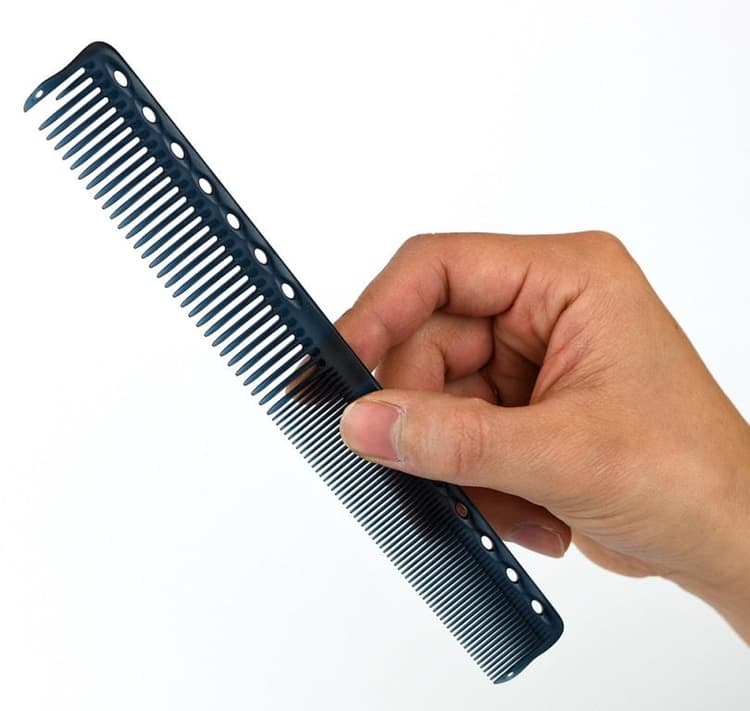 Y.S.Park Расческа для стрижки 339 Green прозрачная 180 мм Самая базовая модель