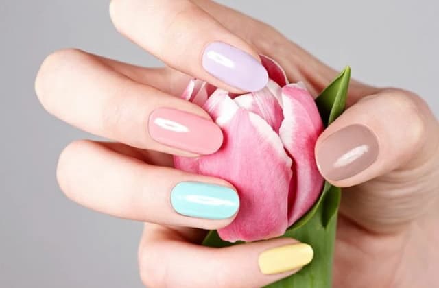 Гель–лак: отличие от лака и технология нанесения 