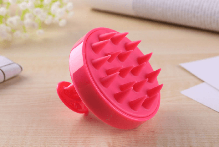 Превращаем мытьё головы в SPA-процедуру: попробуйте эту щётку!