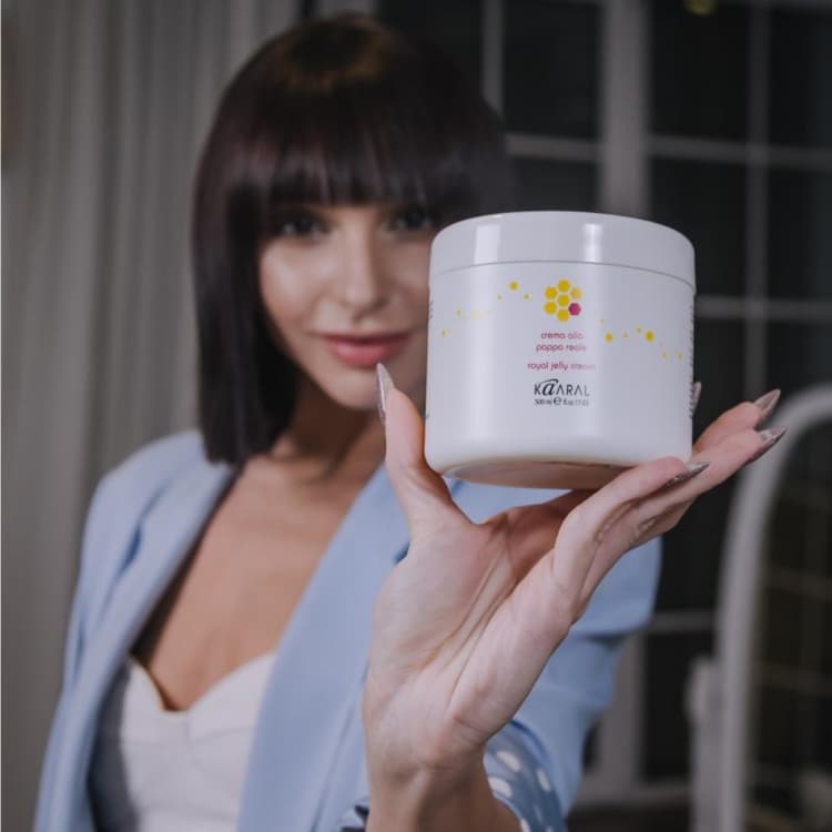 Маска, которая действительно реанимирует волосы