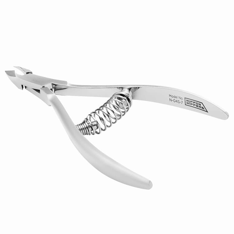 Nippon Nippers Кусачки для кутикулы 7 мм, (спиральная пружина) низкая "пятка", длина 113 мм